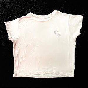 Middle finger graphic tee